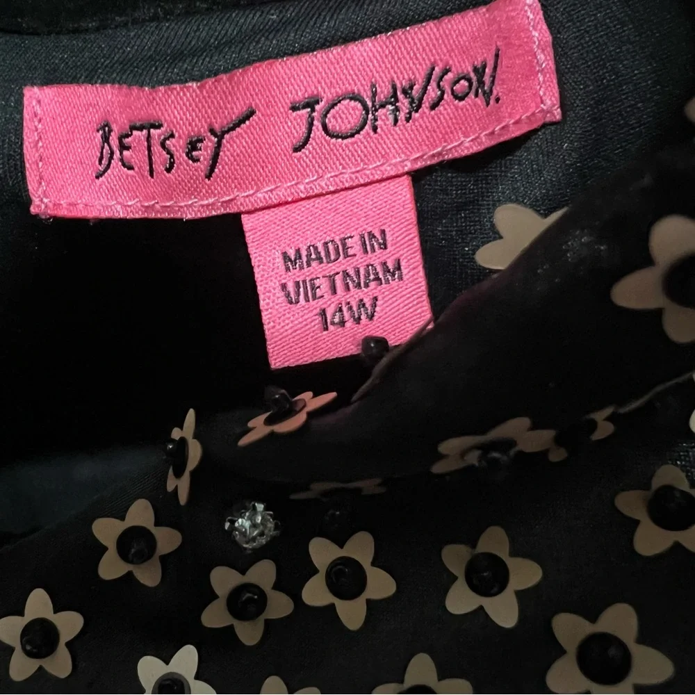 Betsey Johnson Cocktail Dress With Embellished Collar - Picture 7 of 14